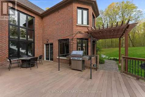 10 Oakview Place Uxbridge ON L9P 0L1