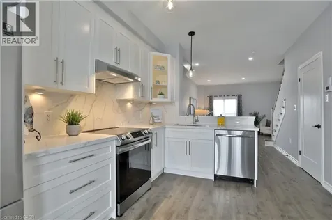 45 Edenrock Drive Stoney Creek ON L8E 5L5