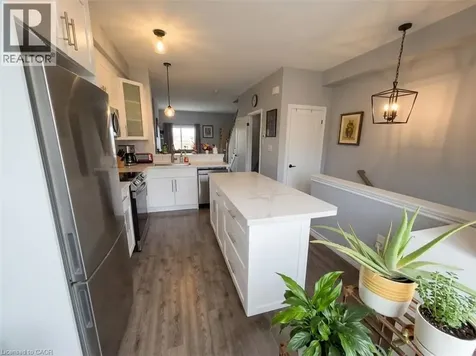45 Edenrock Drive Stoney Creek ON L8E 5L5