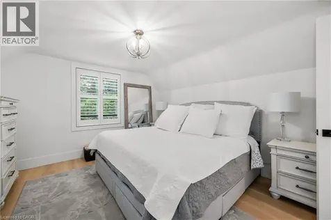 1390 Halifax Place Burlington ON L7S 1J6