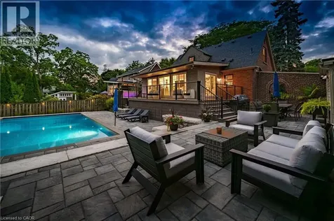 1390 Halifax Place Burlington ON L7S 1J6