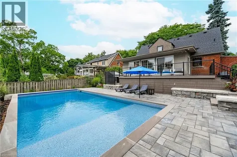 1390 Halifax Place Burlington ON L7S 1J6