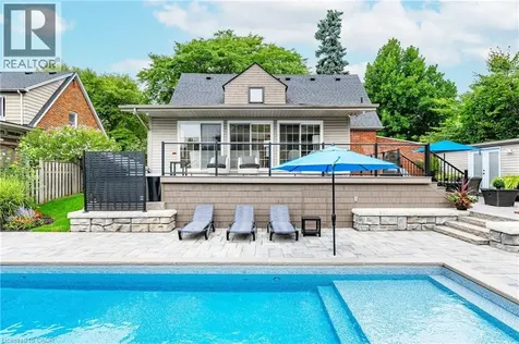 1390 Halifax Place Burlington ON L7S 1J6