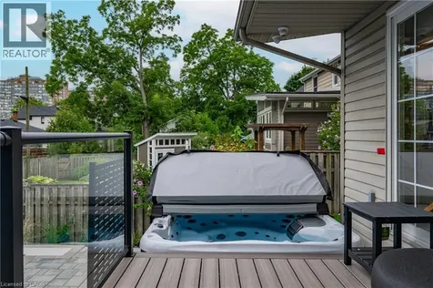 1390 Halifax Place Burlington ON L7S 1J6