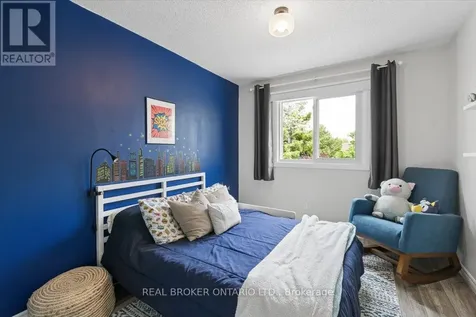 180 Highland Crescent Kitchener ON N2M 5K5