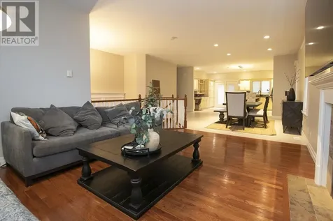 4 Parkdale Drive Sault Ste. Marie ON P6A 5P8