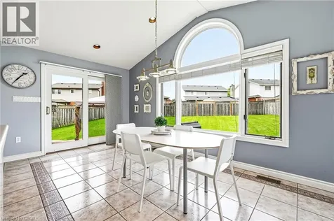 301 Parkwood Crescent Hamilton ON L8V 5B5