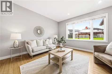 301 Parkwood Crescent Hamilton ON L8V 5B5