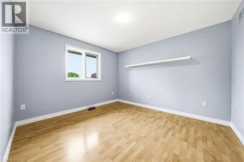 301 Parkwood Crescent Hamilton ON L8V 5B5