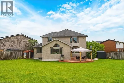 301 Parkwood Crescent Hamilton ON L8V 5B5