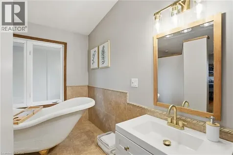 800 Hall Road Glanbrook ON L0R 1C0