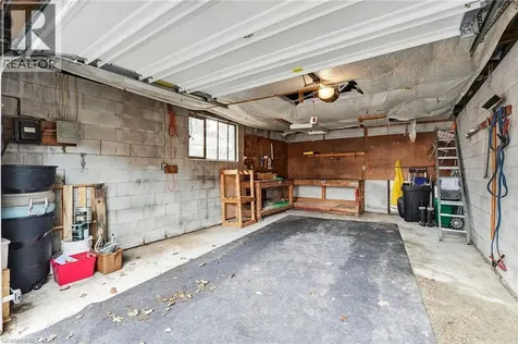 93 Walnut Street Brantford ON N3T 1H3