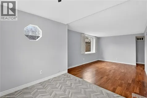 93 Walnut Street Brantford ON N3T 1H3