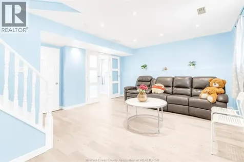 3453 Caribou Crescent Windsor ON N8W 5V4