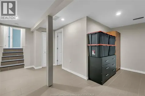3453 Caribou Crescent Windsor ON N8W 5V4