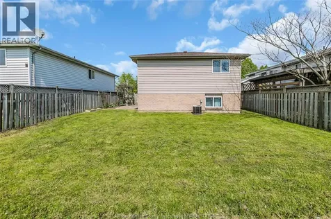 3453 Caribou Crescent Windsor ON N8W 5V4
