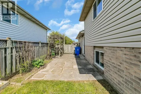 3453 Caribou Crescent Windsor ON N8W 5V4