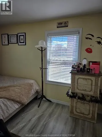 1175 Campbell Windsor ON N9B 3M7