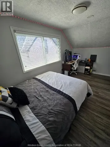 1175 Campbell Windsor ON N9B 3M7