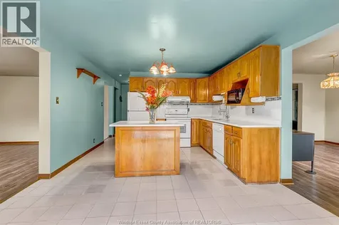 2862 Mangin Crescent Windsor ON N9E 4K9