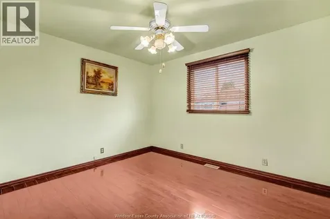 2862 Mangin Crescent Windsor ON N9E 4K9