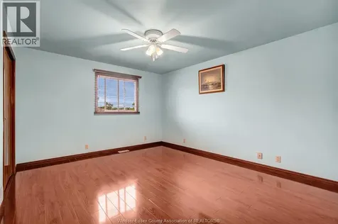 2862 Mangin Crescent Windsor ON N9E 4K9