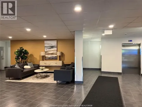 1888 Westview Park Boulevard Lasalle ON N9H 0M1