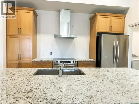 1888 Westview Park Boulevard Lasalle ON N9H 0M1