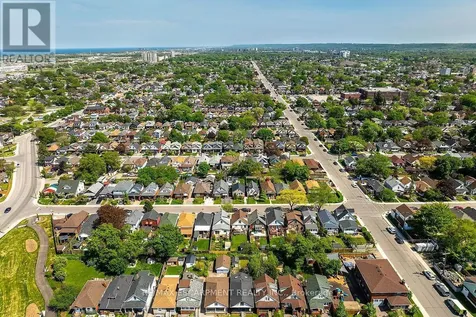 131 Garside Avenue North Hamilton (homeside) ON L8H 4W5