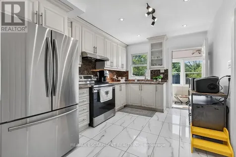 131 Garside Avenue North Hamilton (homeside) ON L8H 4W5