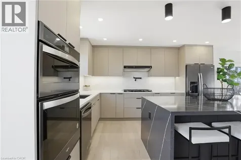 296 Ridge Road West Grimsby ON L3M 4E7