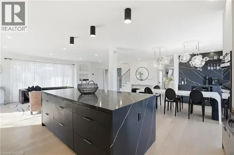 296 Ridge Road West Grimsby ON L3M 4E7