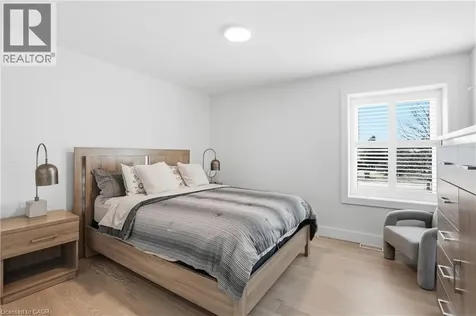 296 Ridge Road West Grimsby ON L3M 4E7