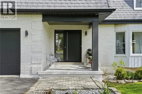 296 Ridge Road West Grimsby ON L3M 4E7