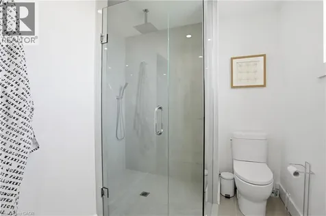 296 Ridge Road West Grimsby ON L3M 4E7