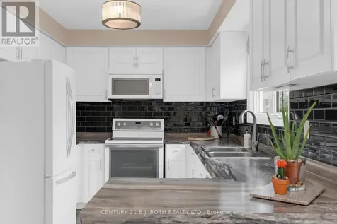 37 Laurentian Lane Orillia ON L3V 7N8