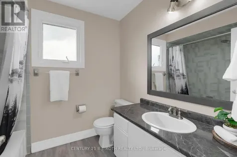 37 Laurentian Lane Orillia ON L3V 7N8