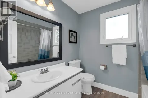 37 Laurentian Lane Orillia ON L3V 7N8