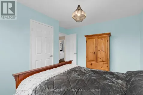 37 Laurentian Lane Orillia ON L3V 7N8