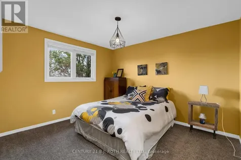 37 Laurentian Lane Orillia ON L3V 7N8