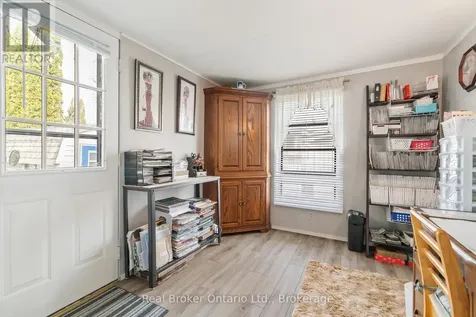 524 Poplar Place Centre Wellington ON N0B 1J0