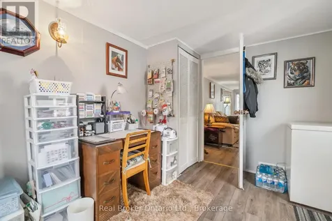 524 Poplar Place Centre Wellington ON N0B 1J0