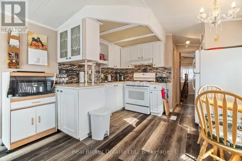 524 Poplar Place Centre Wellington ON N0B 1J0