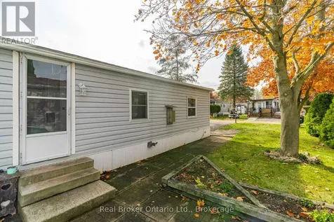 524 Poplar Place Centre Wellington ON N0B 1J0