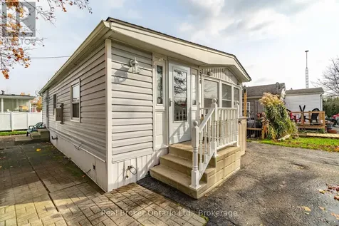 524 Poplar Place Centre Wellington ON N0B 1J0