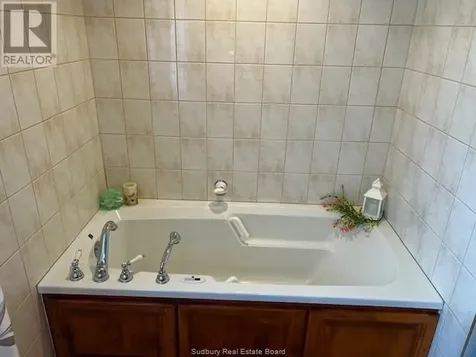 18 Goegan Road West Nipissing ON P0H 2M0
