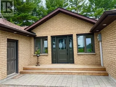 18 Goegan Road West Nipissing ON P0H 2M0