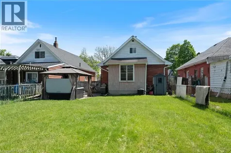 51 Aberdeen Avenue Brantford ON N3S 1R7