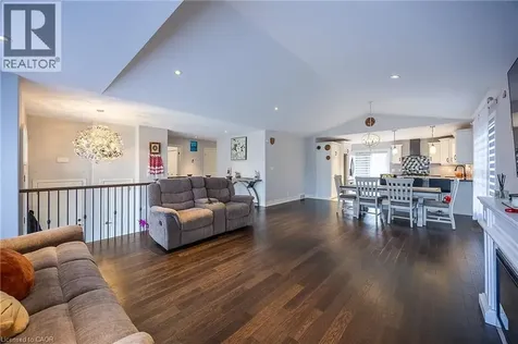 324 Courtland Street Delhi ON N4B 0A8