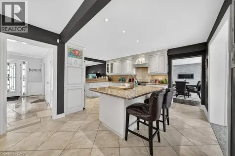 25 Braemar Place Hamilton ON L9C 1C9